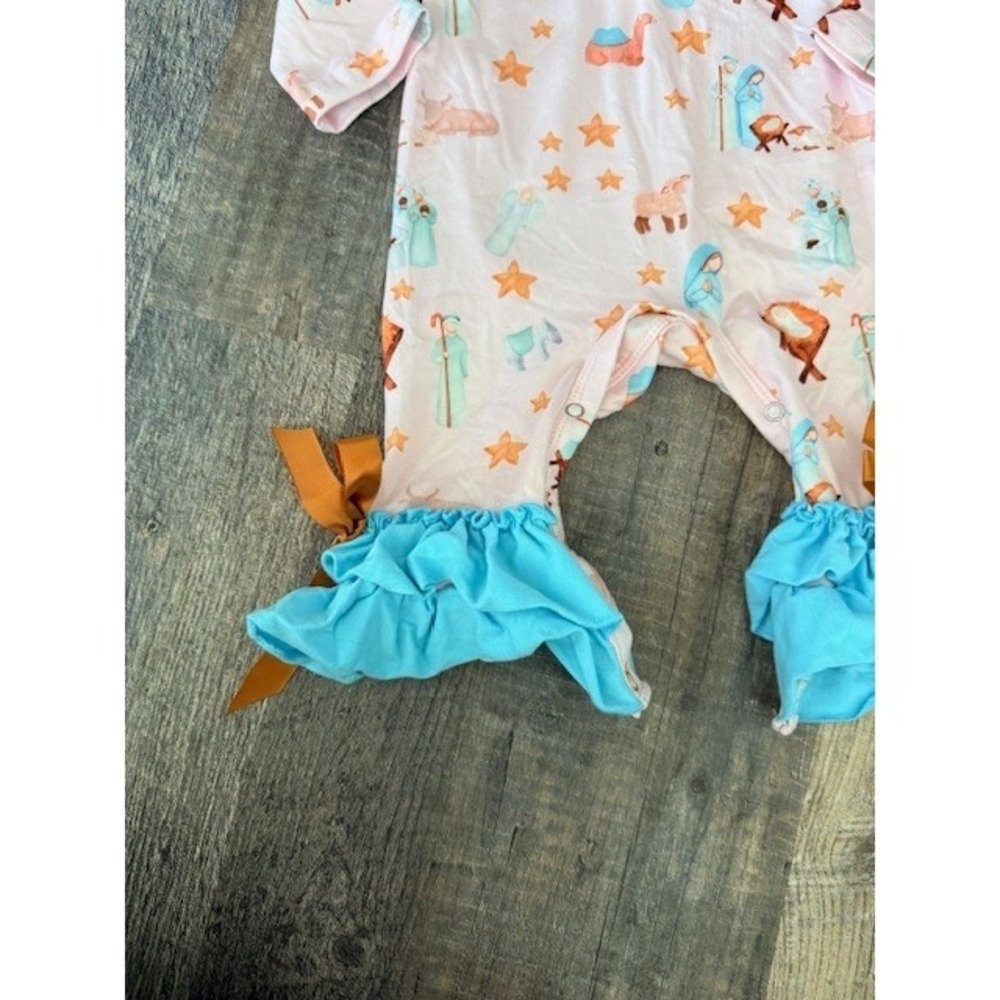 The Bow Co Nativity Scene Pink Ruffle Romper Baby Girls 3-6M Christmas Pajamas - Picture 4 of 7